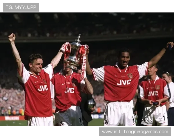 阿森纳客战埃弗顿前瞻：枪手欲巩固榜首优势，太妃糖主场难缠